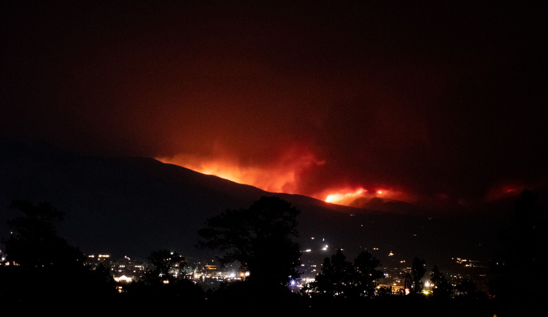 Cameron Peak Fire, Evening of Oct 14, 2020